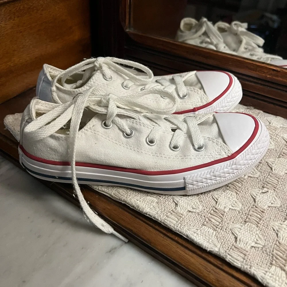 CONVERSE Classic Chuck Taylor All Star Casual Sneakers Red White Blue Kid's Sz 1